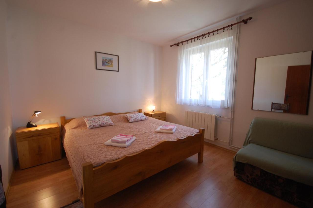 Apartma Toni By El-pi Tours