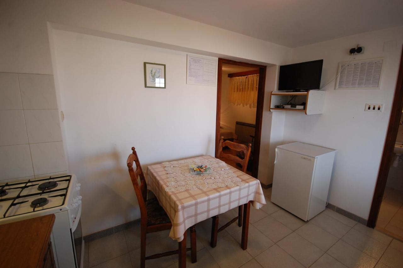Apartment Toni By El-pi Tours Njivice